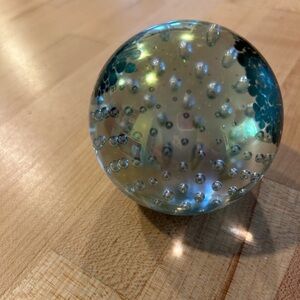 Vtg Glass Eye studio irridescent bullicante signed glass paperweight. Date 1993.